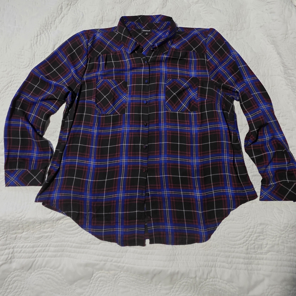 Torrid Georgette Multicolor Plaid Button-Up Shirt - Picture 3 of 9